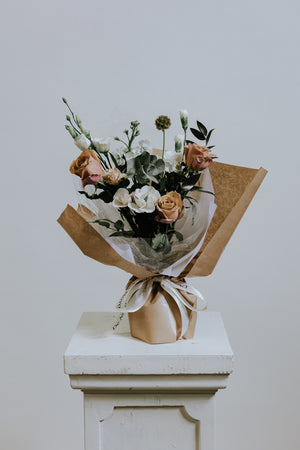Medium Neutral Toned De Novo Bouquet: Sophisticated Blend of Roses and Toronto's Seasonal Best in Premium Woven Wrap