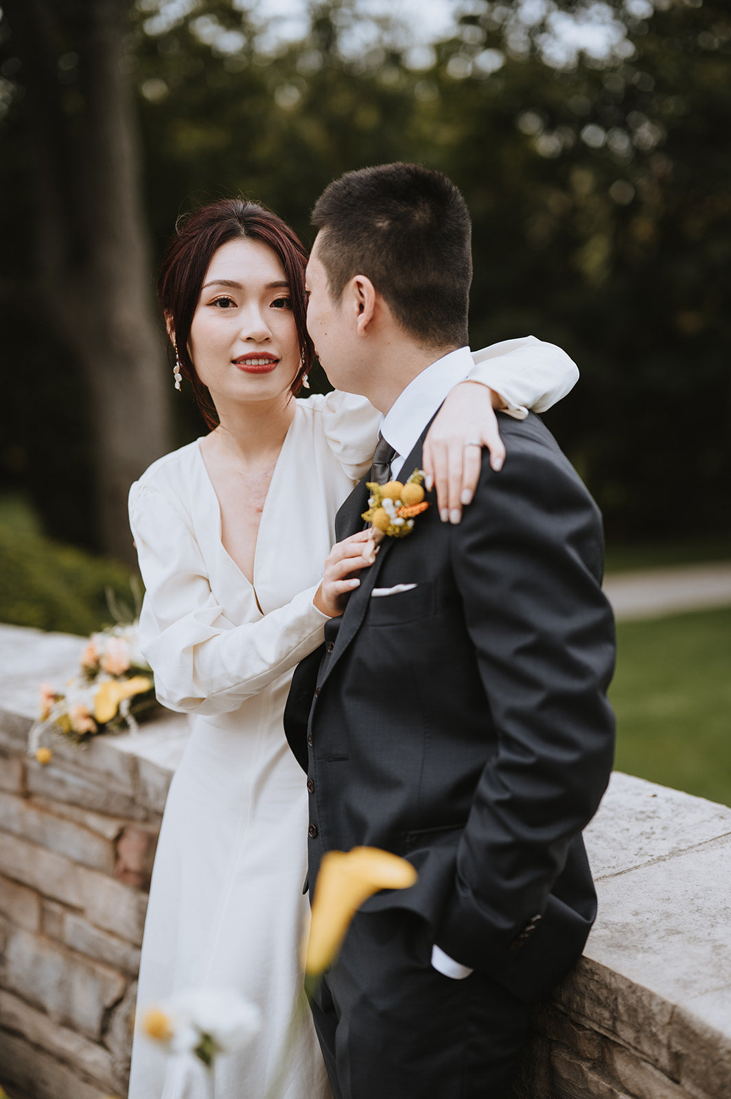 Sun-kissed elegance in a boutonnière from the Sunshine Coast Collection, uniting coastal charm with Toronto wedding sophistication